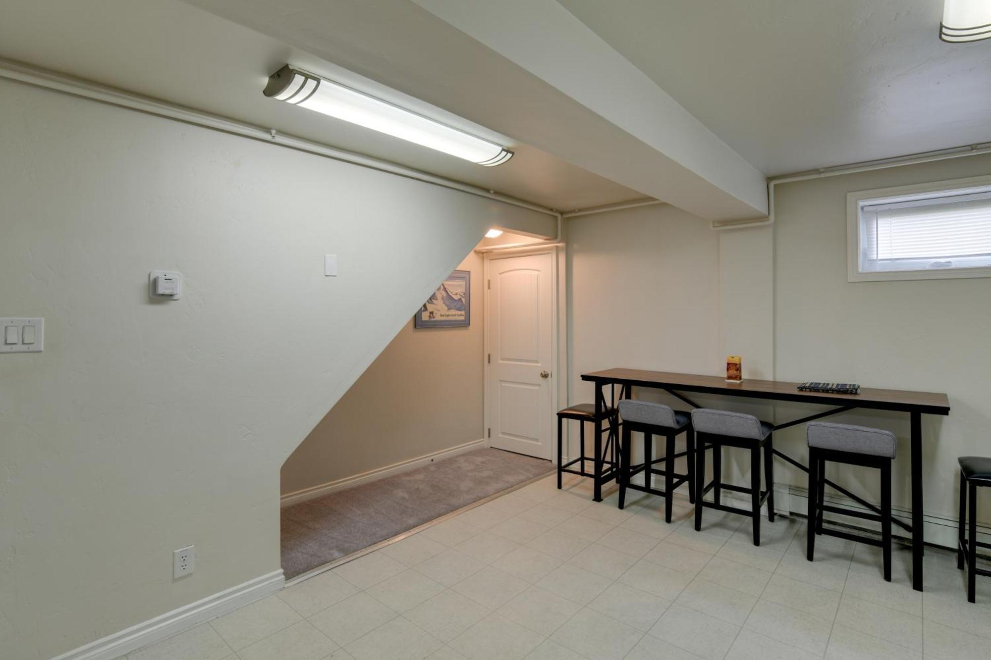 Cozy Anchorage Retreat Less Than 4 Mi To Downtown! Bagian luar foto