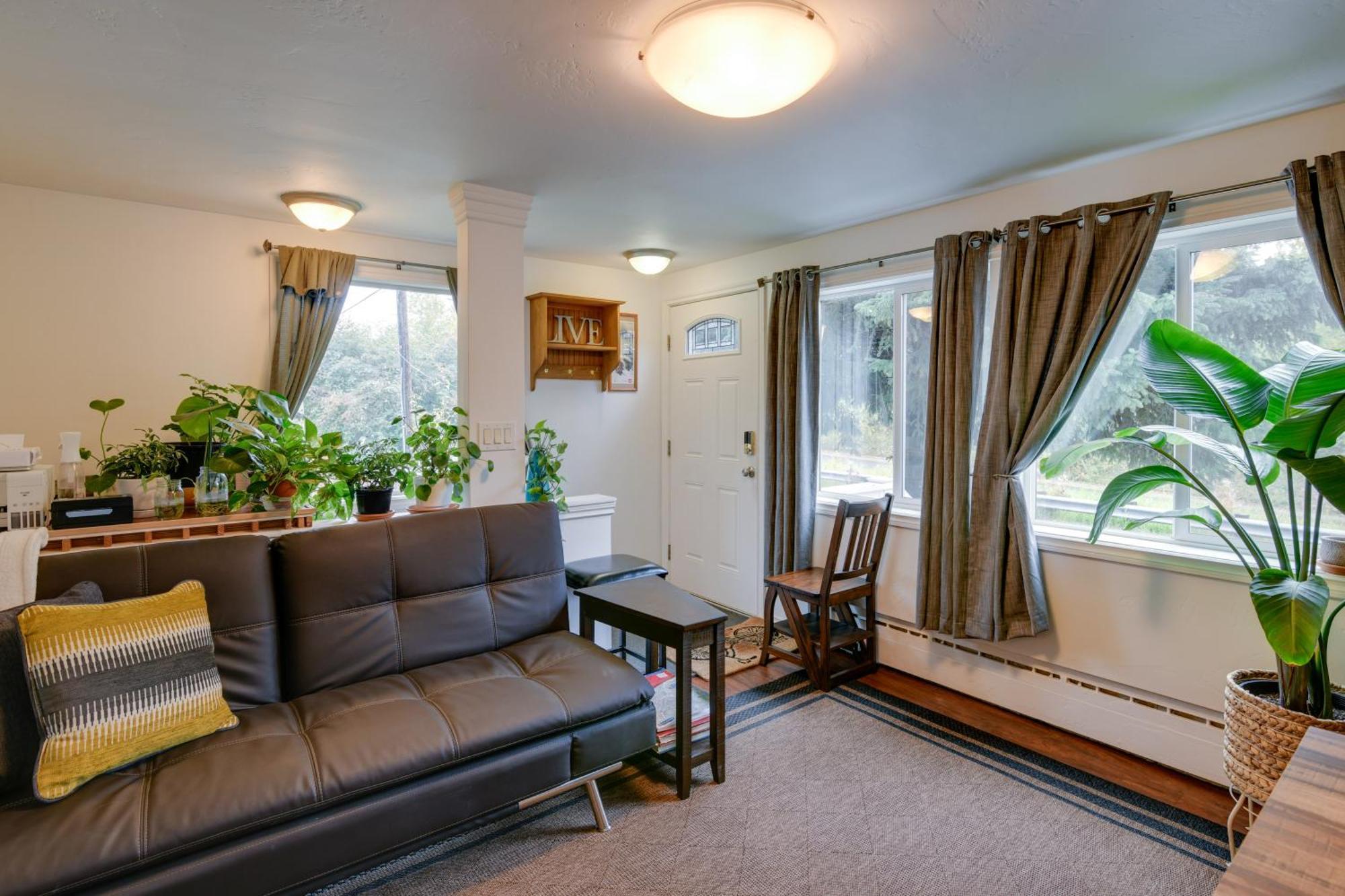 Cozy Anchorage Retreat Less Than 4 Mi To Downtown! Bagian luar foto